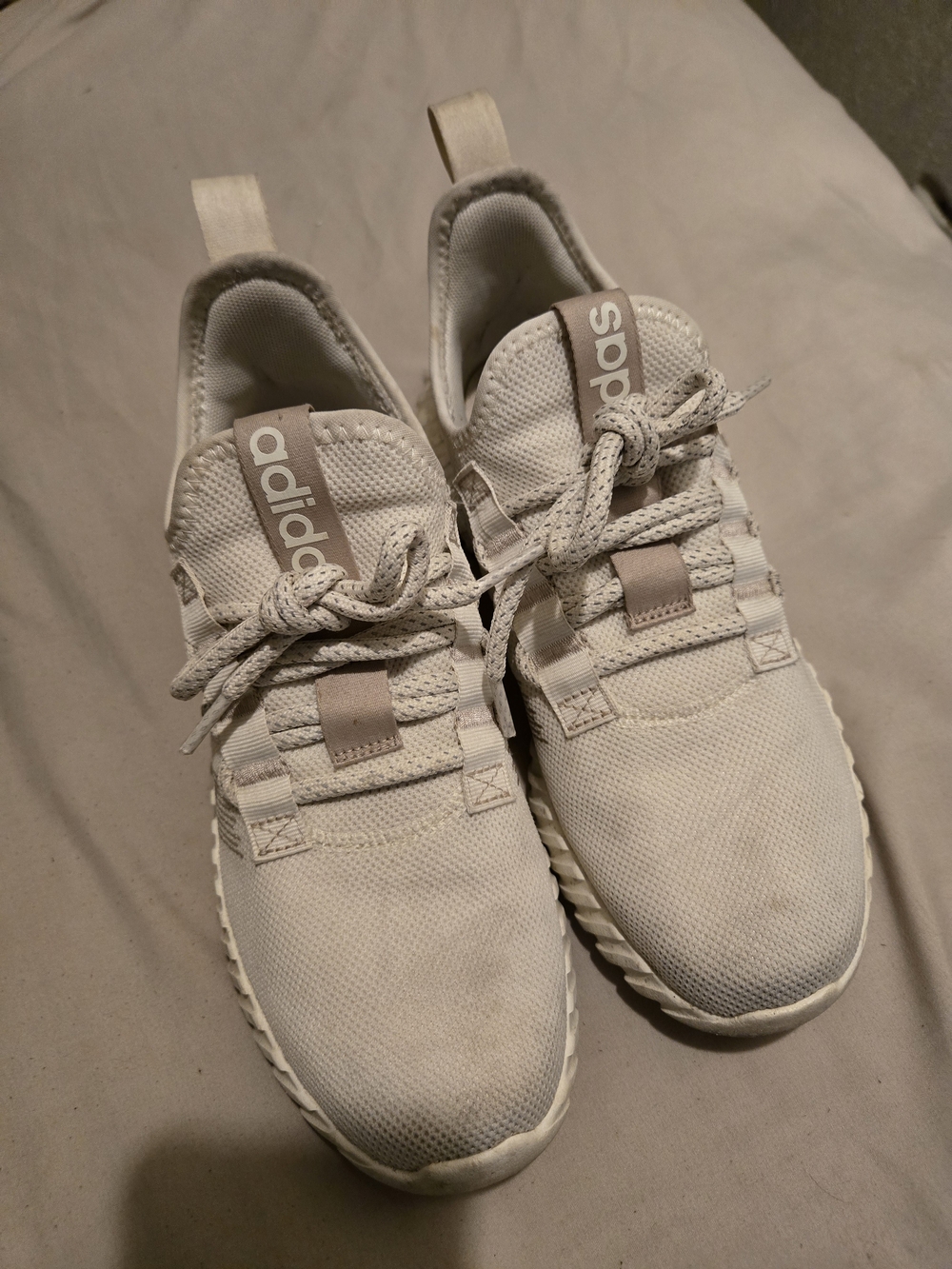 adidas Men’s White/Tan Cloudfoam Running Shoes
